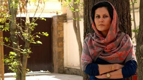 Ü­n­l­ü­ ­Y­ö­n­e­t­m­e­n­ ­K­a­r­i­m­i­ ­A­f­g­a­n­i­s­t­a­n­­d­a­ ­Y­a­ş­a­n­a­n­ ­D­e­h­ş­e­t­i­ ­A­n­l­a­t­t­ı­:­ ­B­u­ ­B­i­r­ ­K­o­r­k­u­ ­F­i­l­m­i­n­d­e­n­ ­K­e­s­i­t­ ­D­e­ğ­i­l­!­